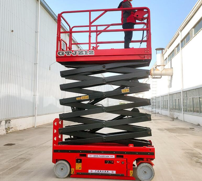 神农架自行走移动式升降机